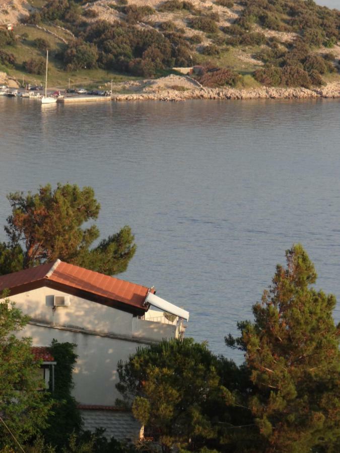 Apartments Bassi Stara Baška Extérieur photo