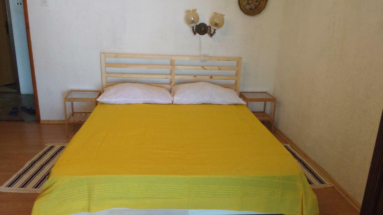 Apartments Bassi Stara Baška Extérieur photo