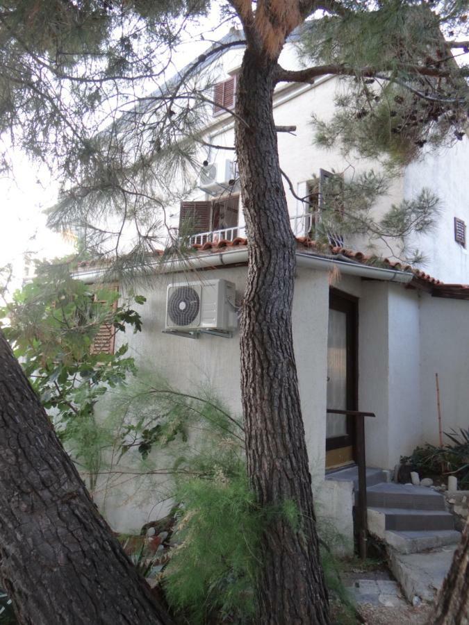Apartments Bassi Stara Baška Extérieur photo