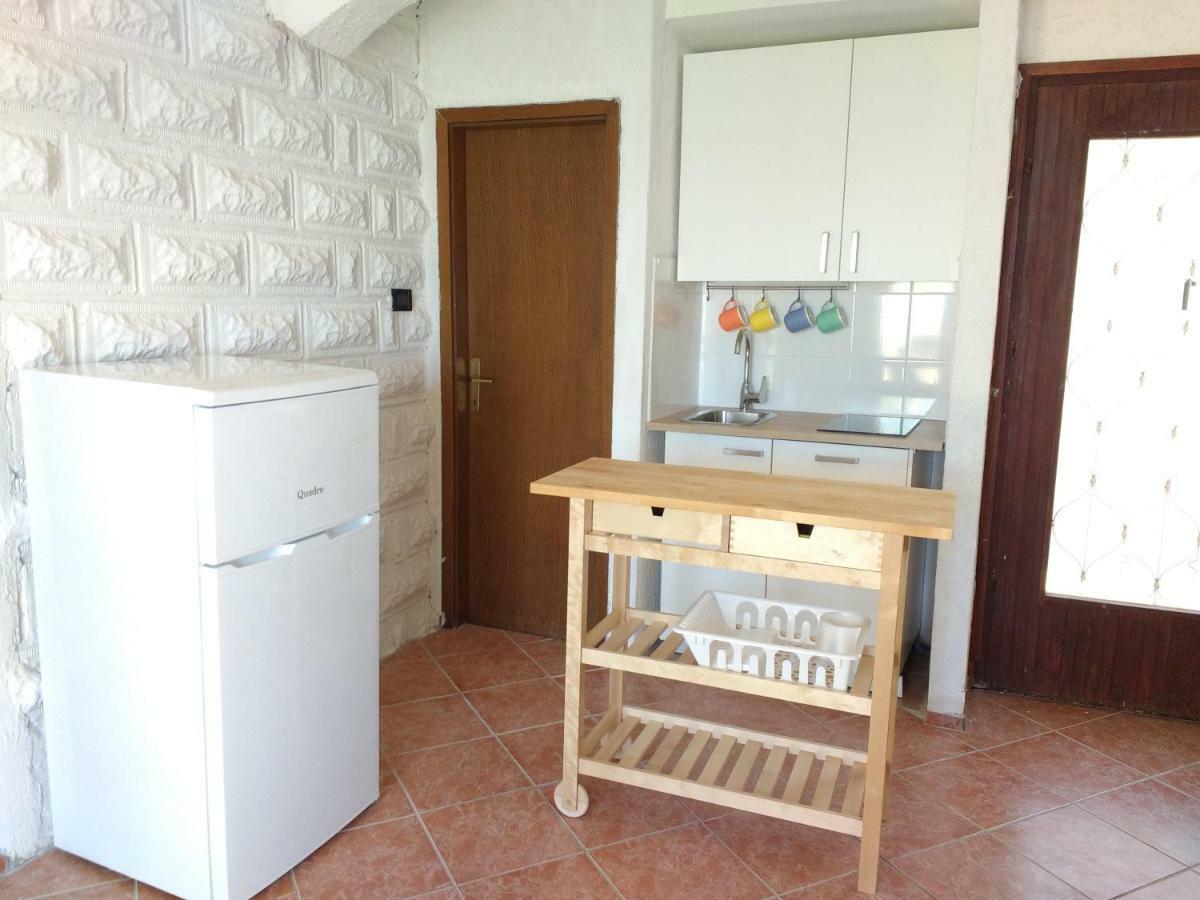 Apartments Bassi Stara Baška Extérieur photo