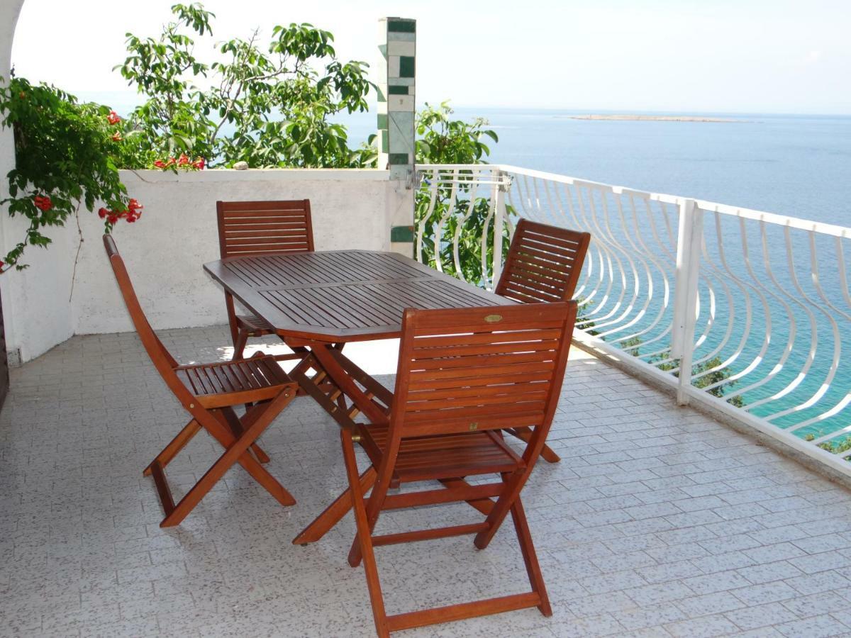 Apartments Bassi Stara Baška Extérieur photo